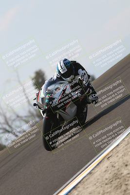 media/Nov-02-2025-Lets Ride (Sun) [[f7a3caa734]]/B Group/1120am (Turn 2 Inside)/